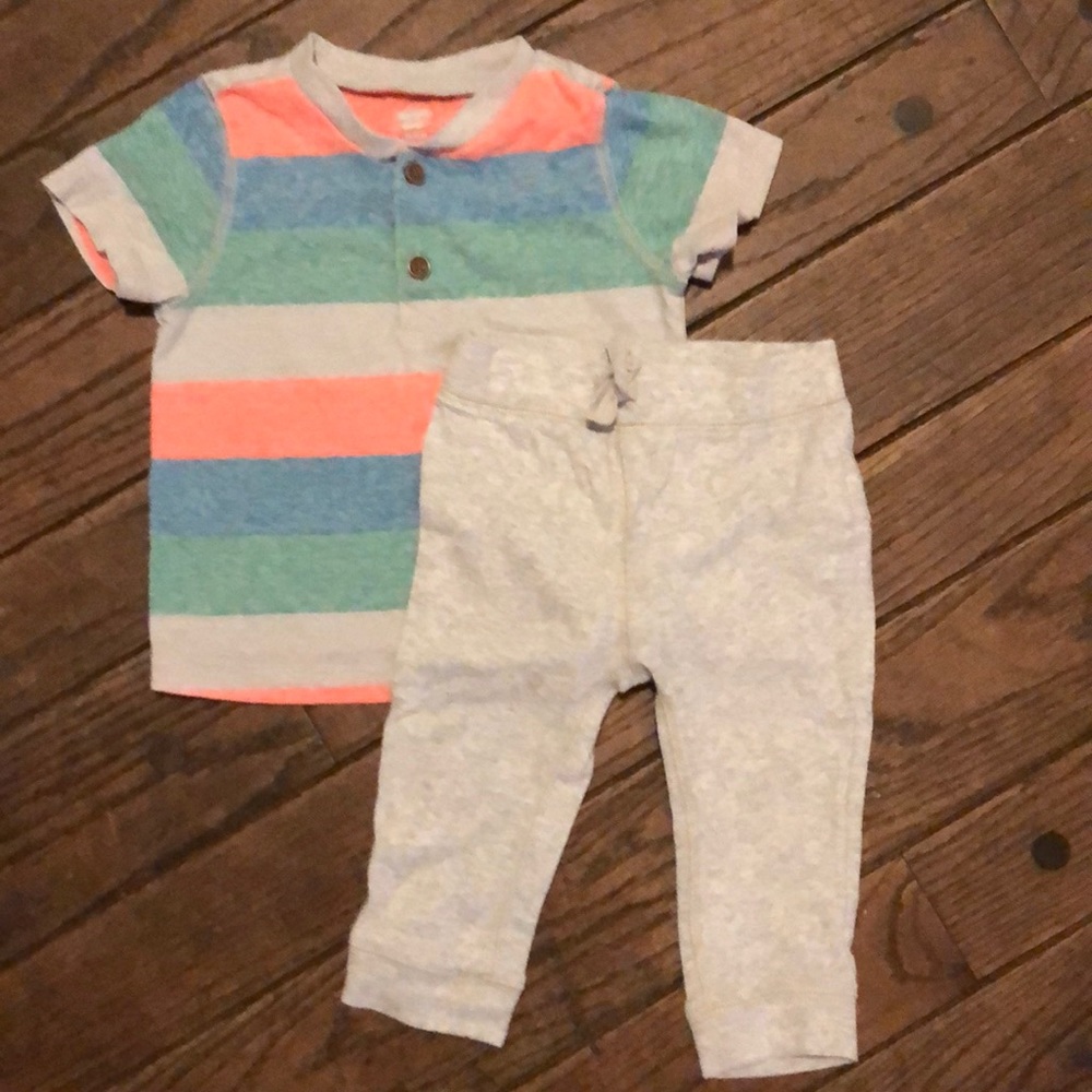 Old Navy casual outfit, striped T, grey sweats